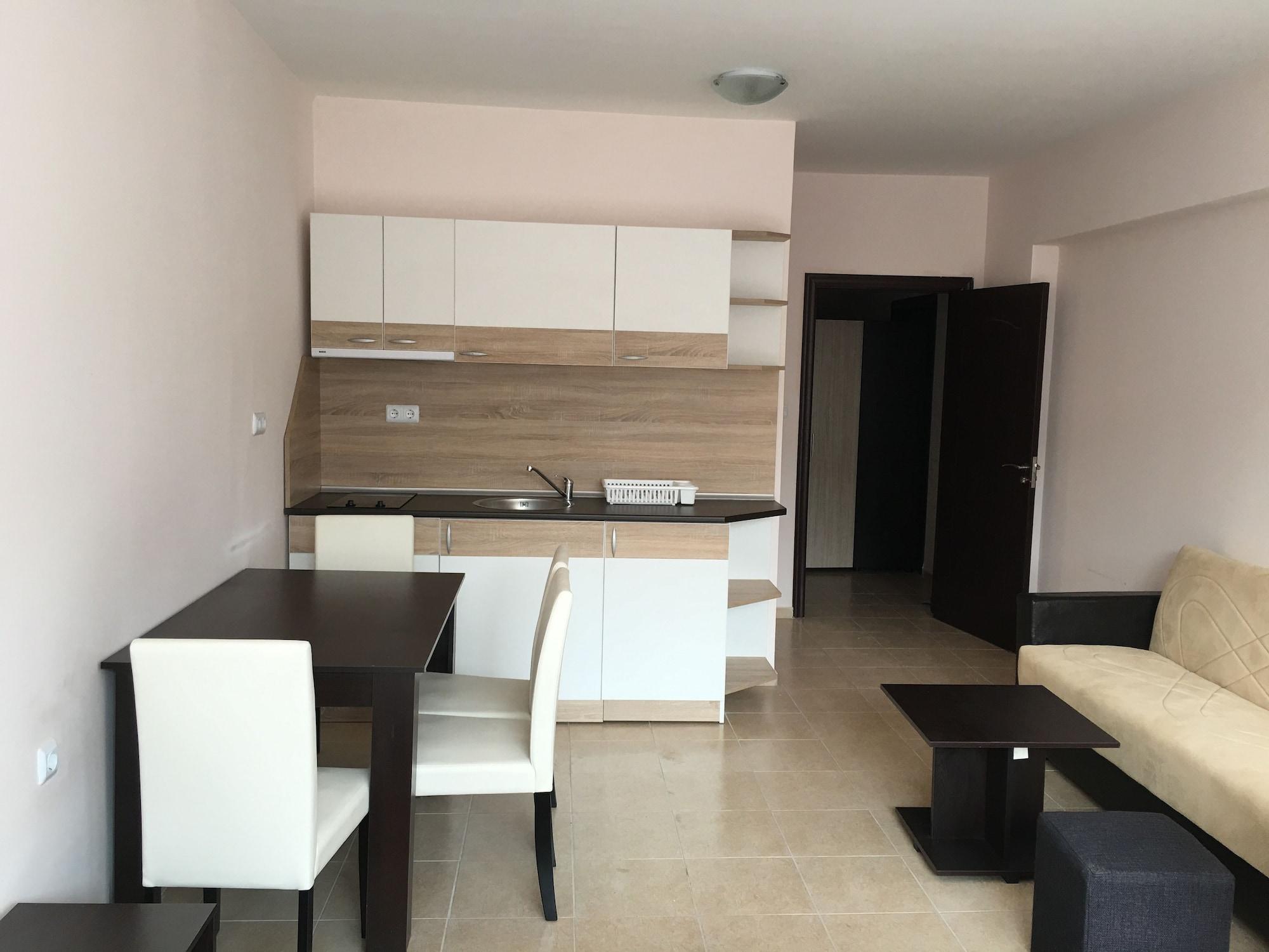 Palace De Luxe Apartments Pomorie Exterior foto